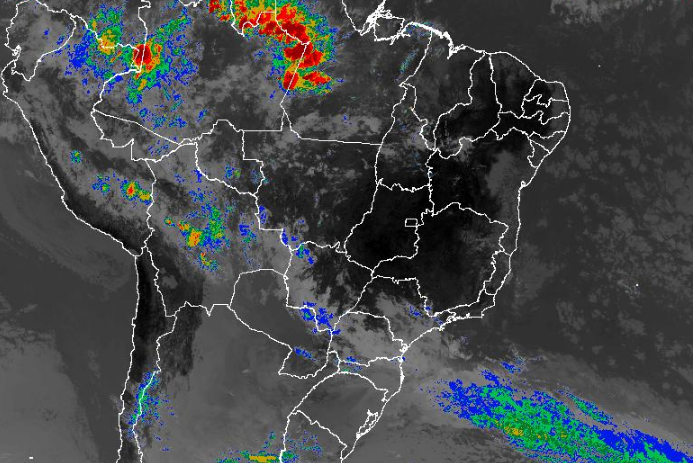 ​Imagem de satélite nesta terça-feira (15) em todo o Brasil - Fonte: Inmet