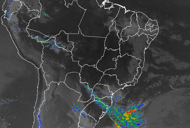 Imagem de satélite nesta terça-feira (18) em todo o Brasil - Fonte: Inmet