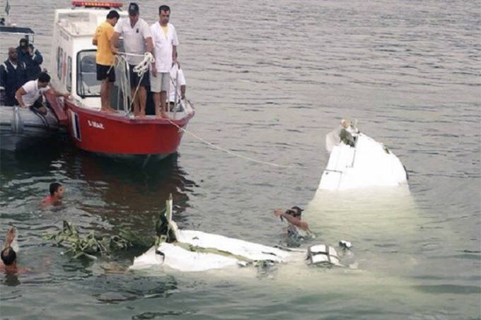 Avião cai no litoral do Rio de Janeiro | Reprodução: Redes Sociais