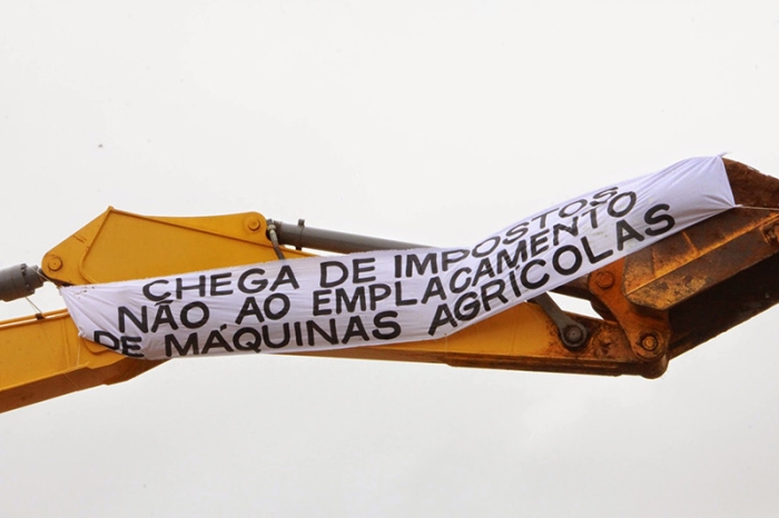 Protesto contra o emplacamento - Santiago/RS