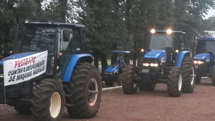 Protesto contra o emplacamento - Itambé/PR