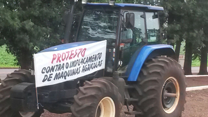 Protesto contra o emplacamento - Carazinho/RS