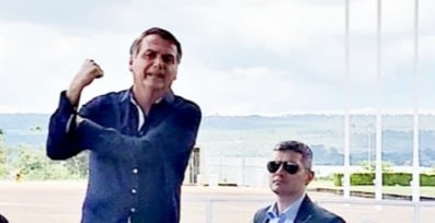 Jair Bolsonaro banana