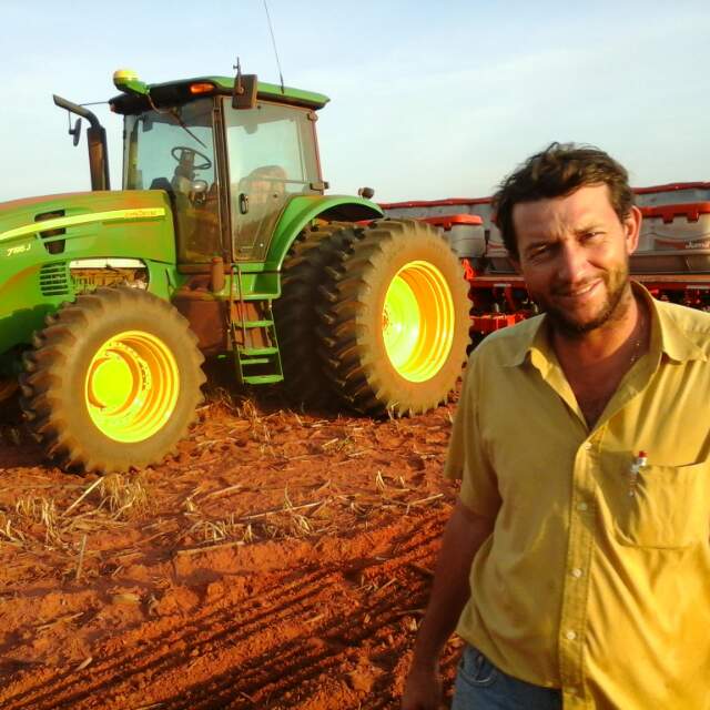 Imagem do dia - Fernando Vieira Periz no plantio de soja na Fazenda Camacari, em São José do Xingu (MT)