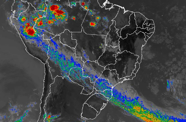 Imagem de satélite nesta segunda-feira (07) em todo o Brasil - Fonte: Inmet