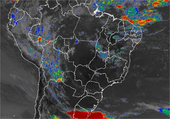 Imagem de satélite de todo o Brasil nesta segunda-feira (17) - Fonte: Inmet