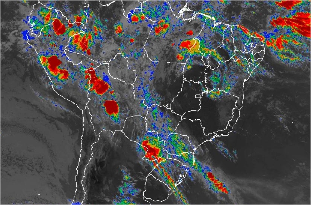 Imagem de satélite de todo o Brasil nesta terça-feira (08) - Fonte: Inmet