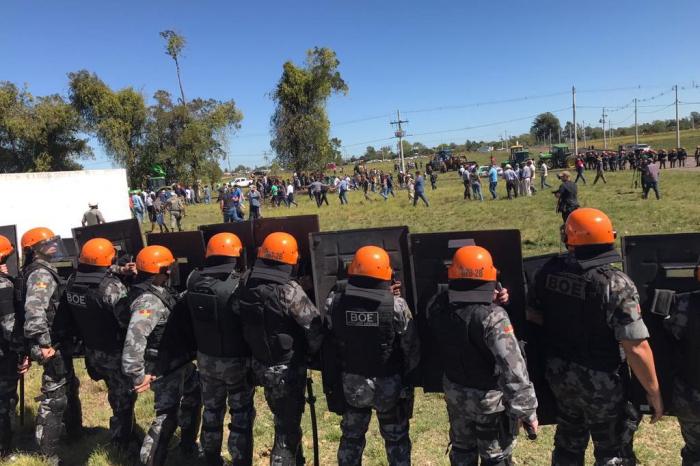 Confronto na manifestação contra Lula em Bagé/RS - Março 2018