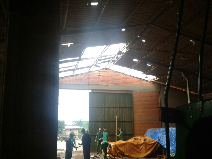 Imagem do dia - Chuvas de granizo em Ipiranga (PR), na tarde de quinta-feira (08). Imagens do site De Olho no Tempo Meteorologia