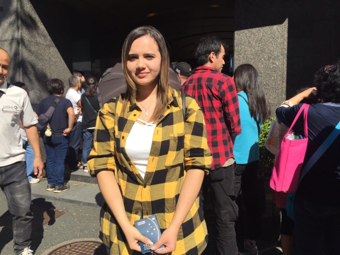 Cleiyane Naomi Kasamatsu Telles, de 20 anos, também veio de Fuji com os pais para a eleição