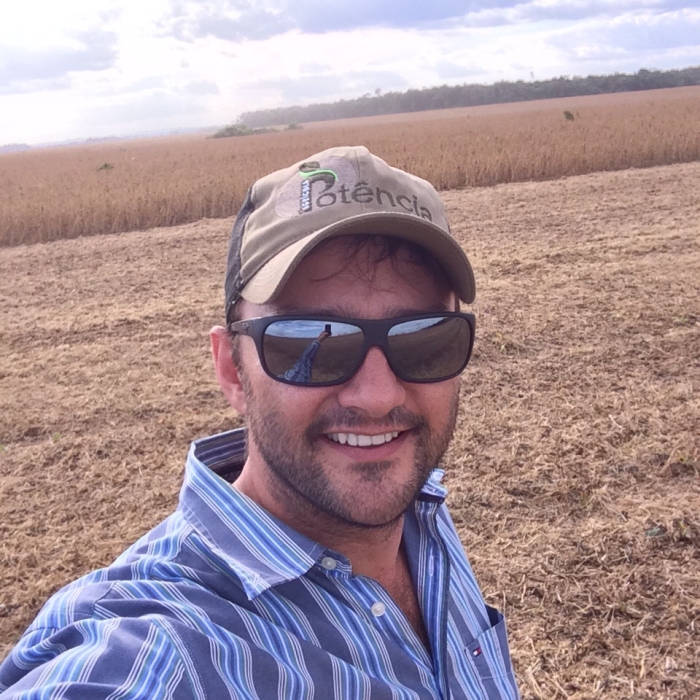 Imagem do dia - Colheita da soja em Alto Alegre (RR), na Fazenda Mato Grosso. Enviado por Antonio Marcos Felippi