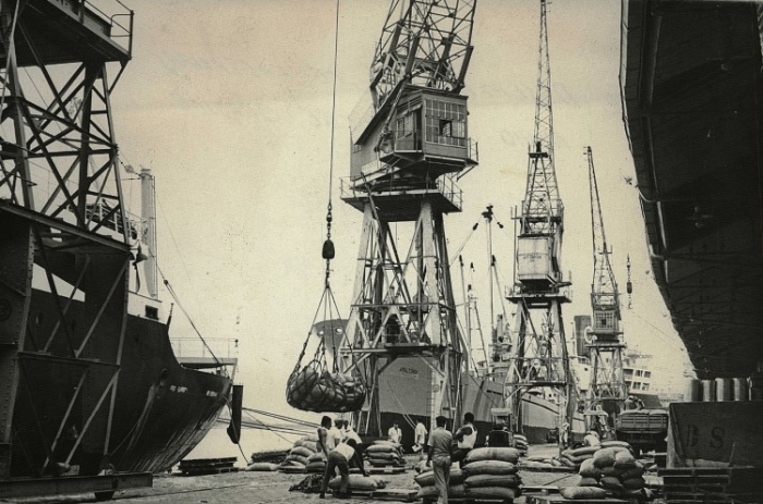 Porto de Santos antigo - Fonte: Acervo Folha