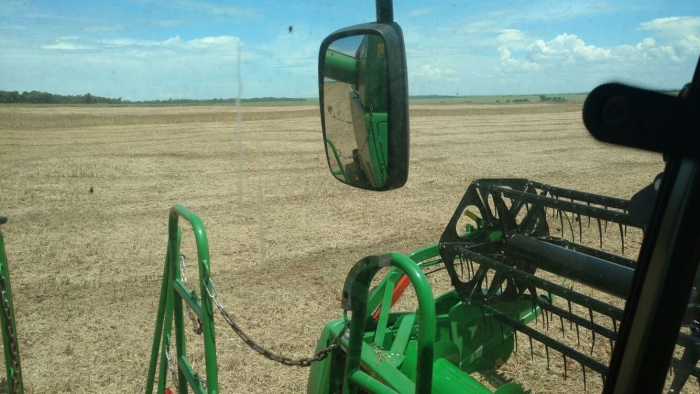 Imagem do dia - Colheita de soja em Joviânia (GO). Enviado por Jorge Augusto Mariano