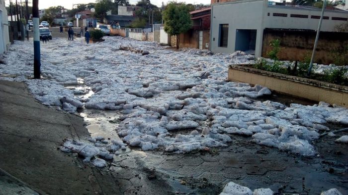 Chuva de granizo em Itararé (SP) - Foto: Jacqueline Almeida/Reprodução