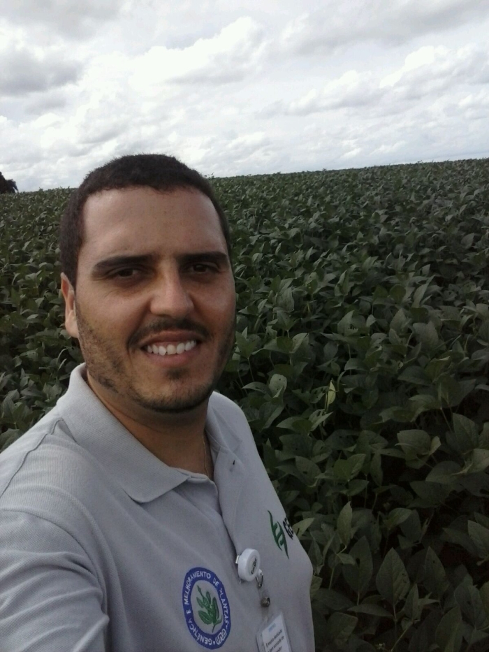 Imagem do dia - Lavoura de soja em Paulo Frontin (PR). Enviado pelo Engenheiro Agrônomo Breno Viana Nascimento Silva