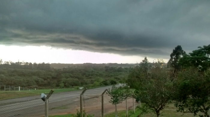 Imagem do dia - Imagens de Passo Fundo nesta quinta-feira (15). Enviado pelo Engenheiro Agrônomo Eduardo Copetti