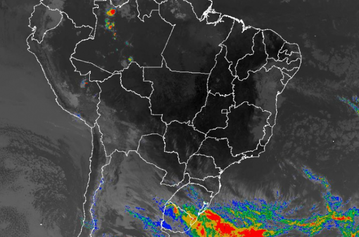 Imagem de satélite nesta terça-feira (10) em todo o Brasil - Fonte: Inmet