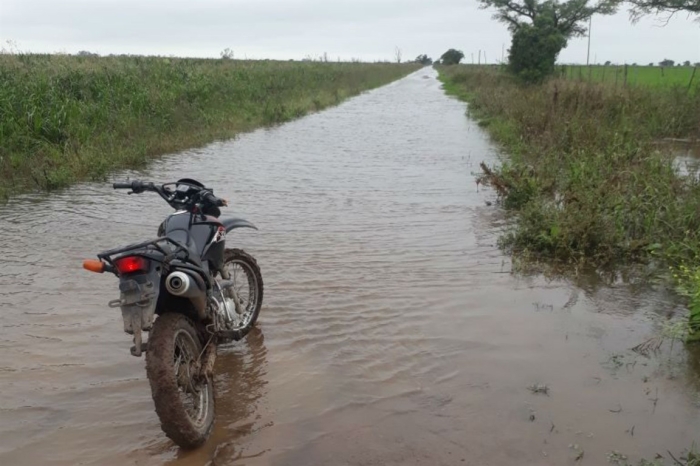 Caminhos rurais na Argentina