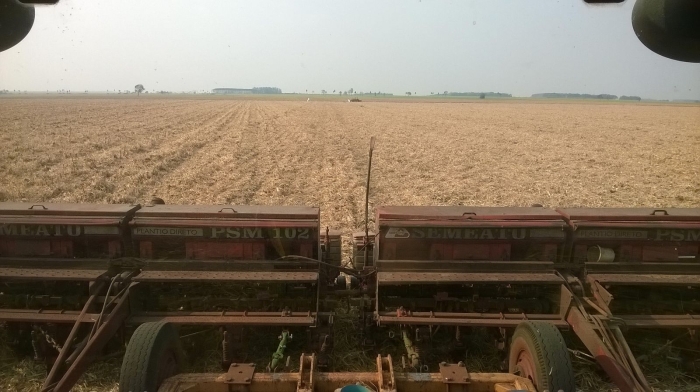 Imagem do dia - Início do plantio de soja em Dourados (MS), do produtor Maicon André Zorzo