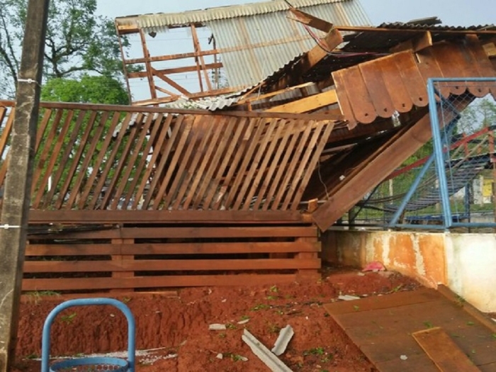 Imagem do dia - Chuvas de granizo em Ipiranga (PR), na tarde de quinta-feira (08). Imagens do site De Olho no Tempo Meteorologia