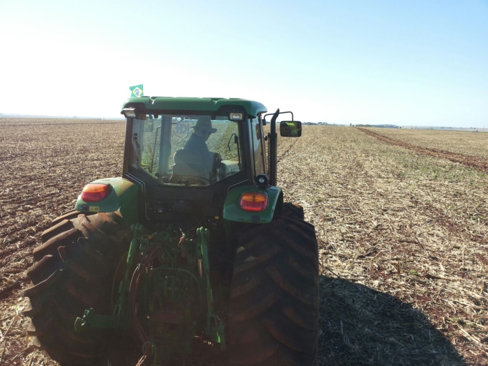 Imagem do dia - Início do plantio de milho em Guaíra (PR), na Fazenda Dois Irmãos